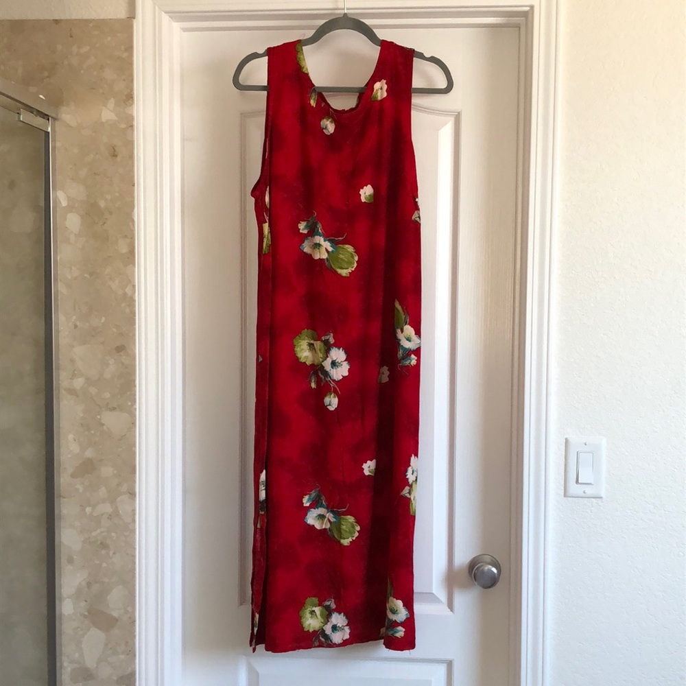 CLIO II Long Red Dress with Roses